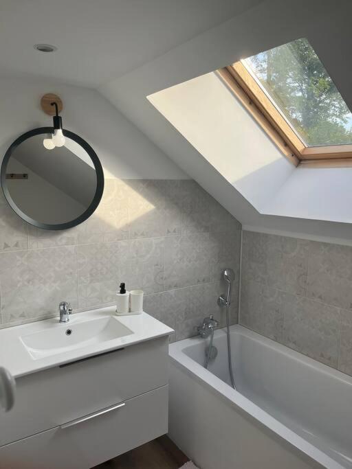 La Maison Du Perche Avec Jacuzzi Saint-Martin-des-Pezerits Luaran gambar