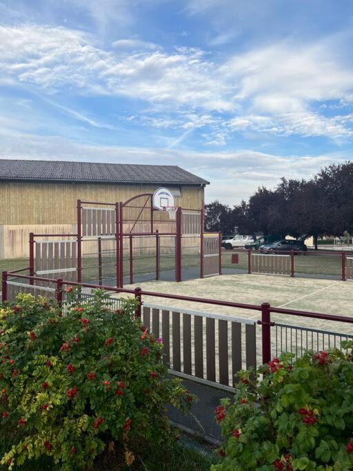 La Maison Du Perche Avec Jacuzzi Saint-Martin-des-Pezerits Luaran gambar